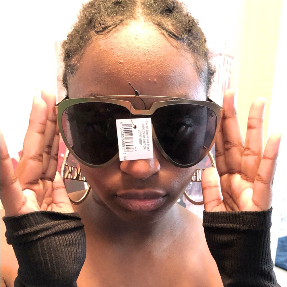 New Arrival - image 1